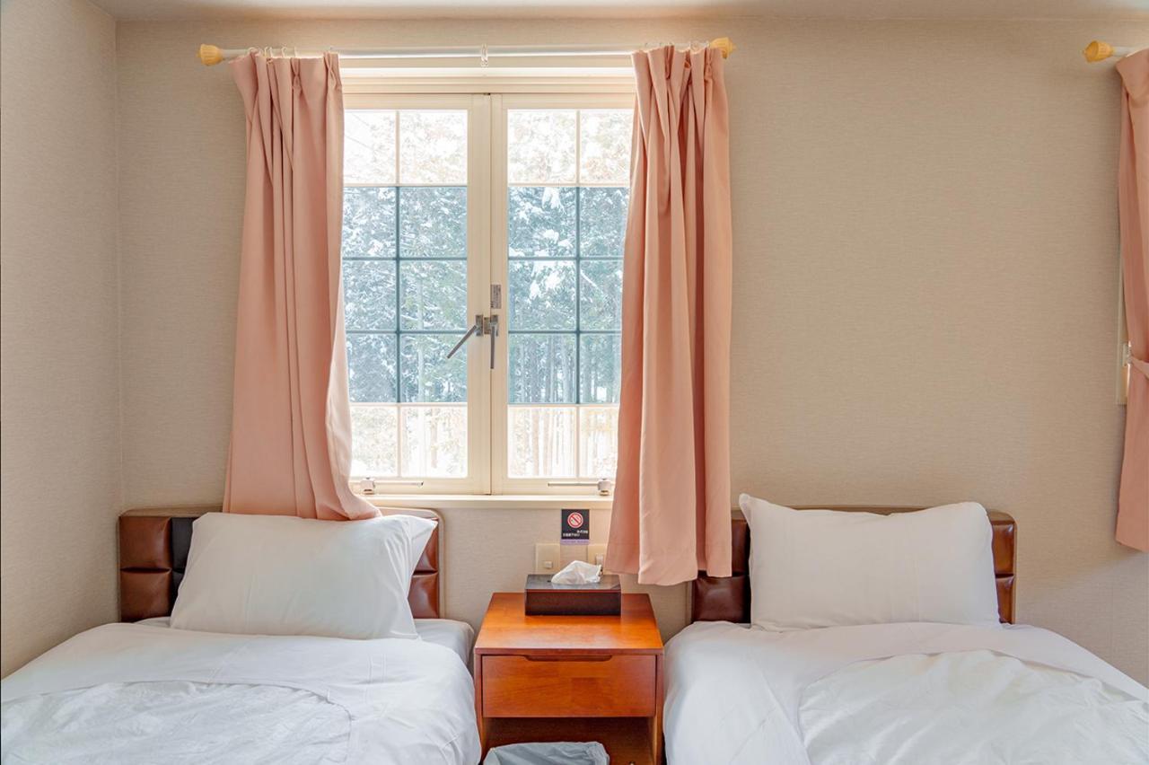 Hakuba Sun Valley Hotel Exterior photo