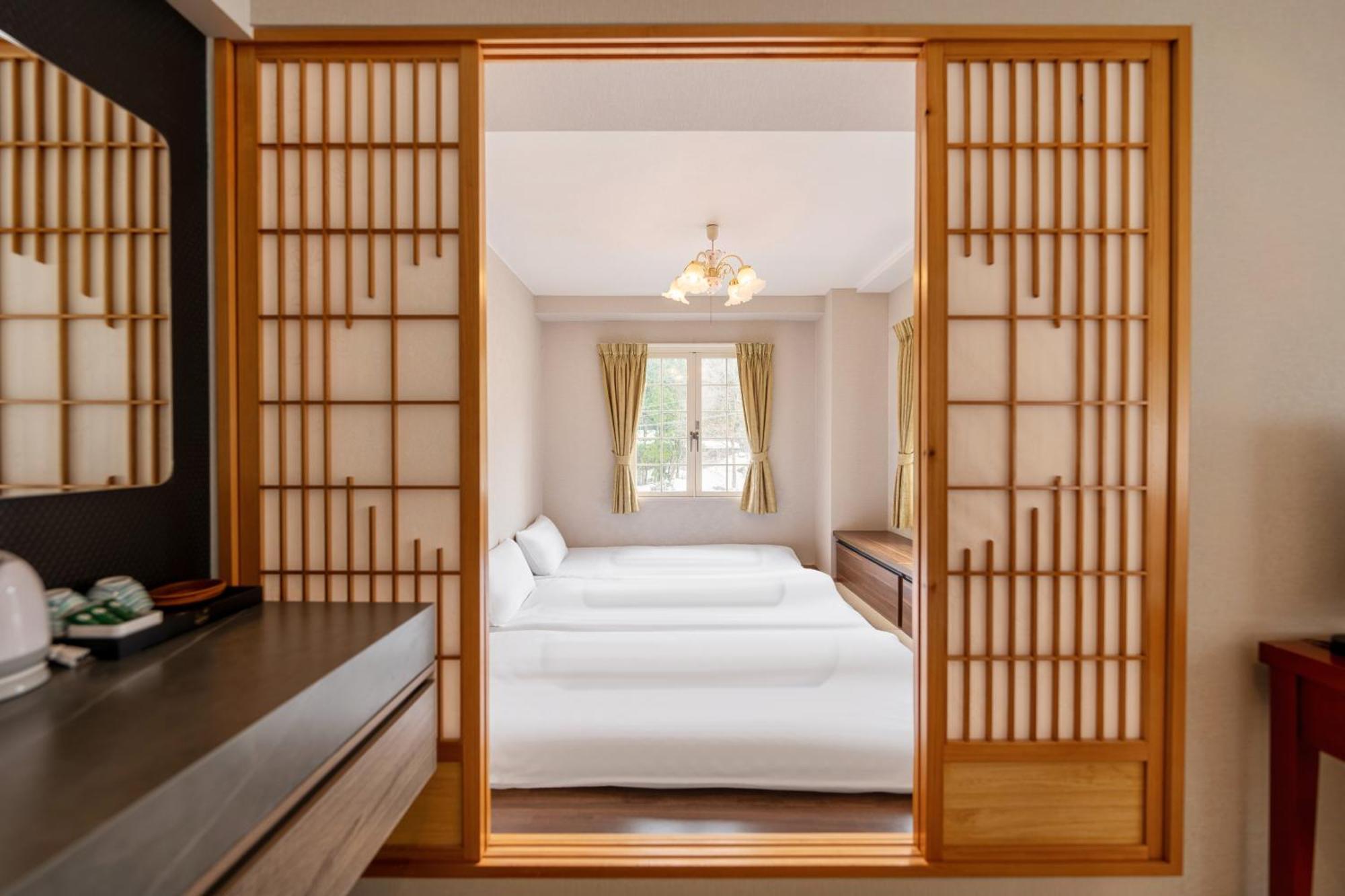 Hakuba Sun Valley Hotel Exterior photo